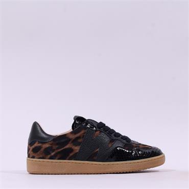 Wonders Nubia Gumsole Laced Trainer - Black Leopard